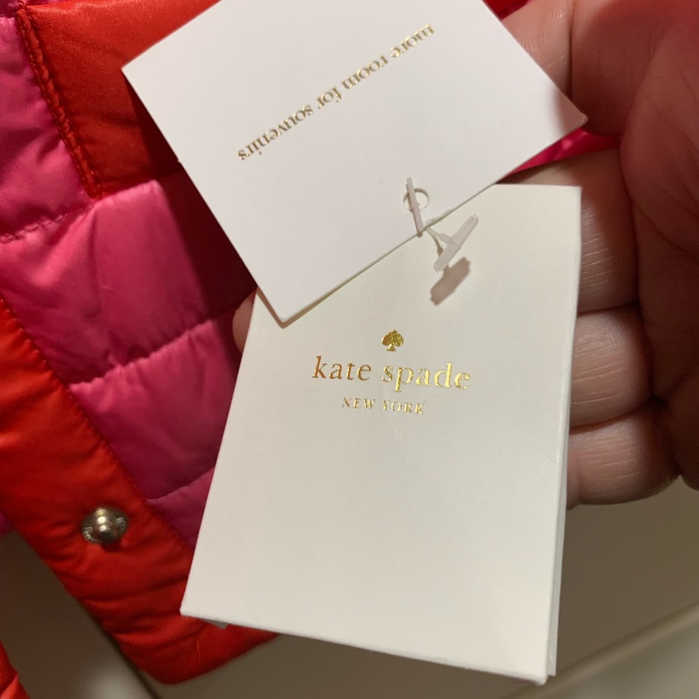 Kate Spade ♠️ packable jacket. - Picture 9 of 14